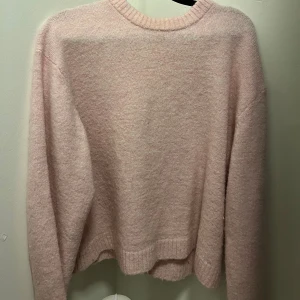 Ljusrosa stickad tröja - Mysig ljusrosa stickad tröja