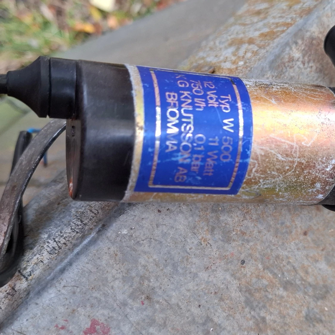 K G Knutsson Typ W 500 12V pump - 2