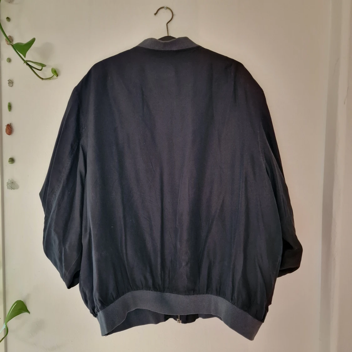 Svart jacka i silke - 1