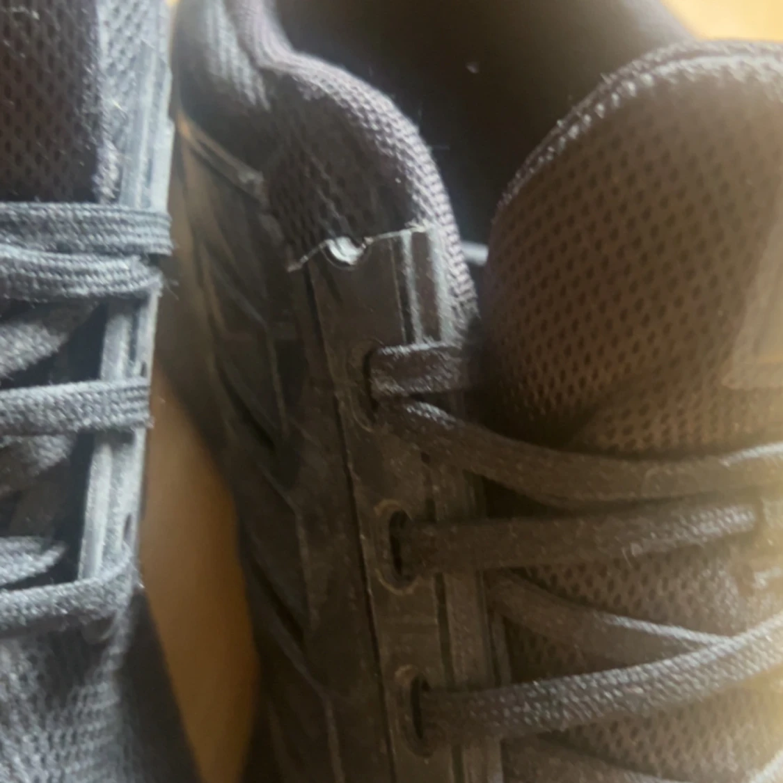 Svarta Adidas sneakers med mesh - 3