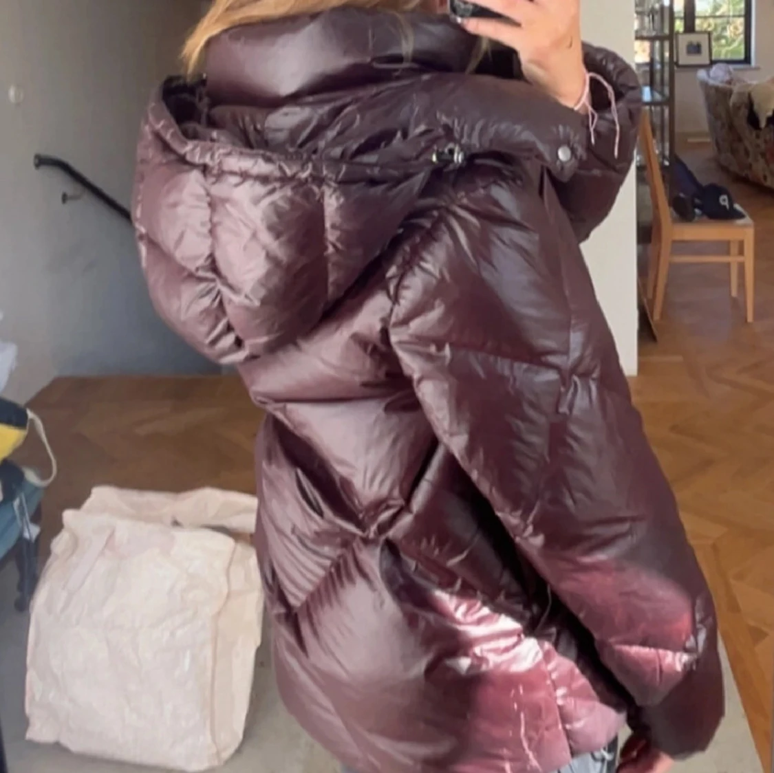 Massimo dutti vinterjacka i en vinröd färg  - 1