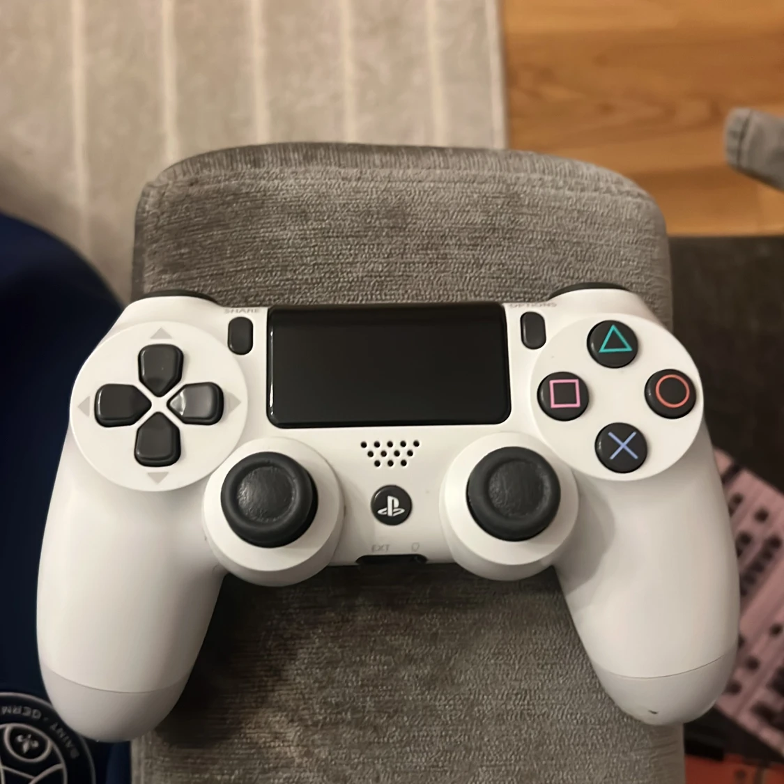 PlayStation 4 DualShock 4 Wireless Controller - Vit