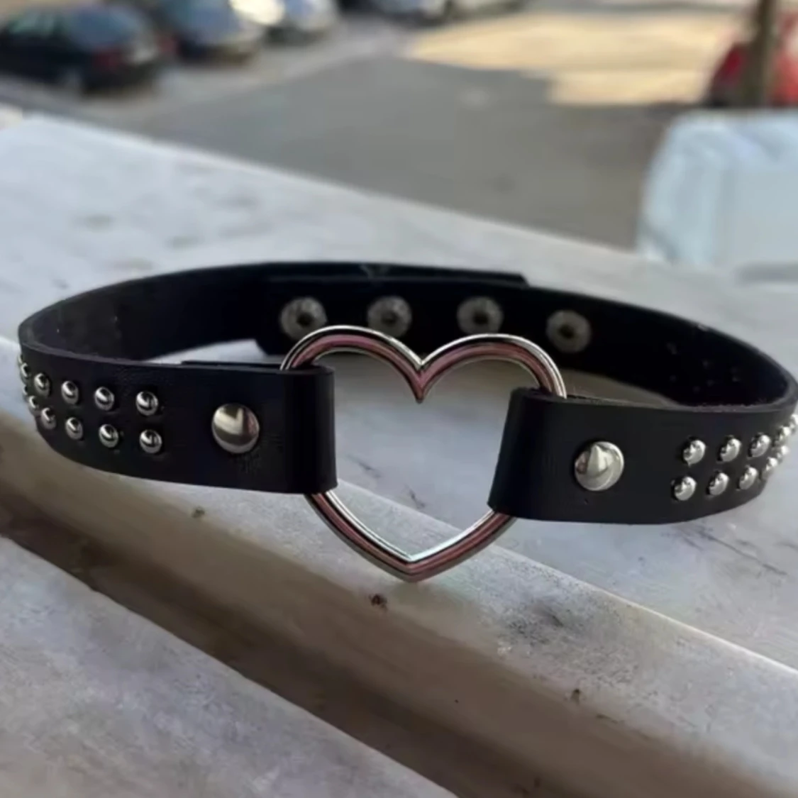  Helt ny Svart choker med hjärtdetalj - 3