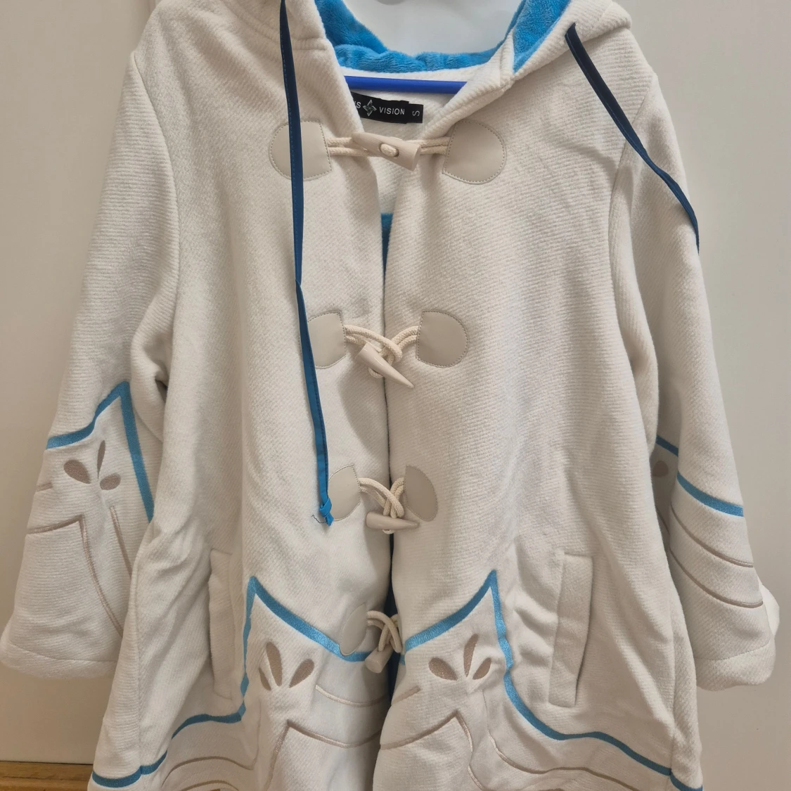 Vit och blå oversize Venti Cloak  - 1