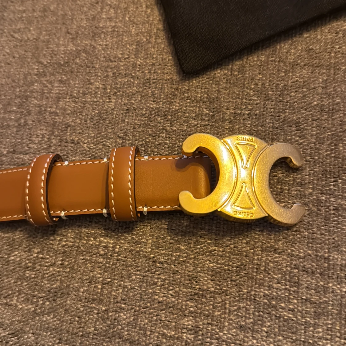 Brunt skärp med guldspänne från Celine - 3