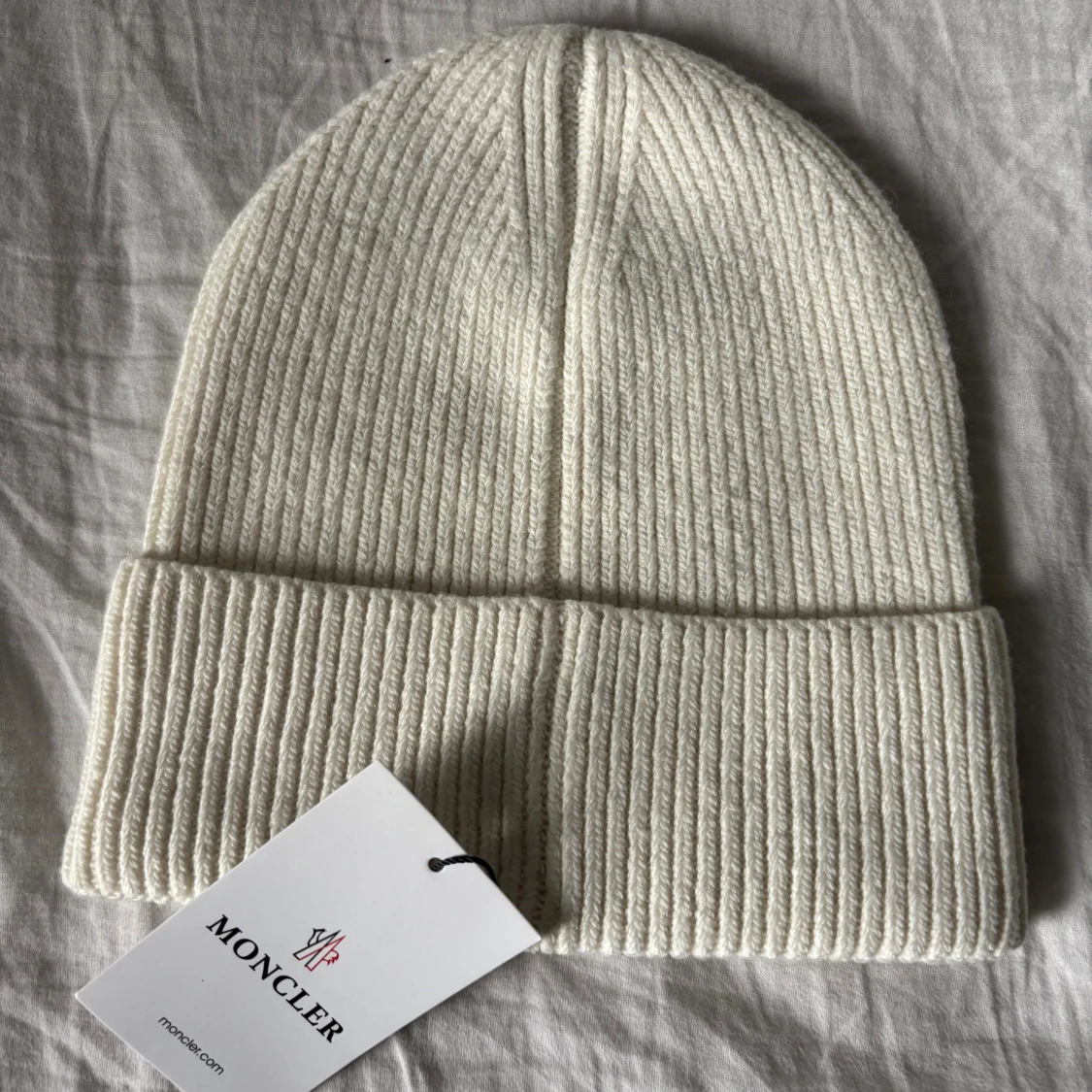 Vit ribbad Moncler mössa - 1