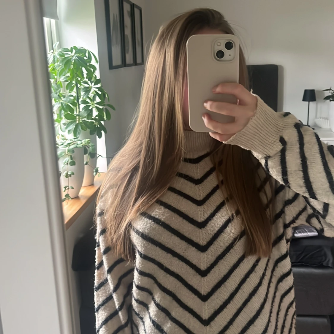 Randig stickad tröja från MNG str S - 1