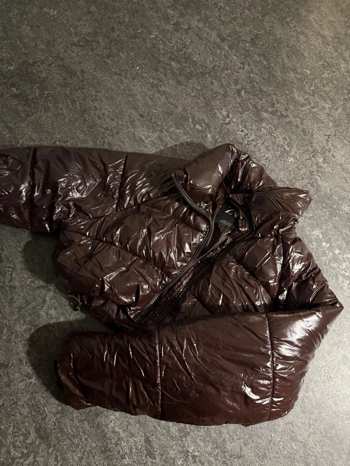 Brun pufferjacka från Zara