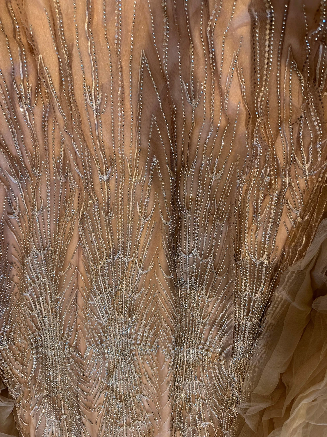 Champagnefärgad glittrig balklänning - 6