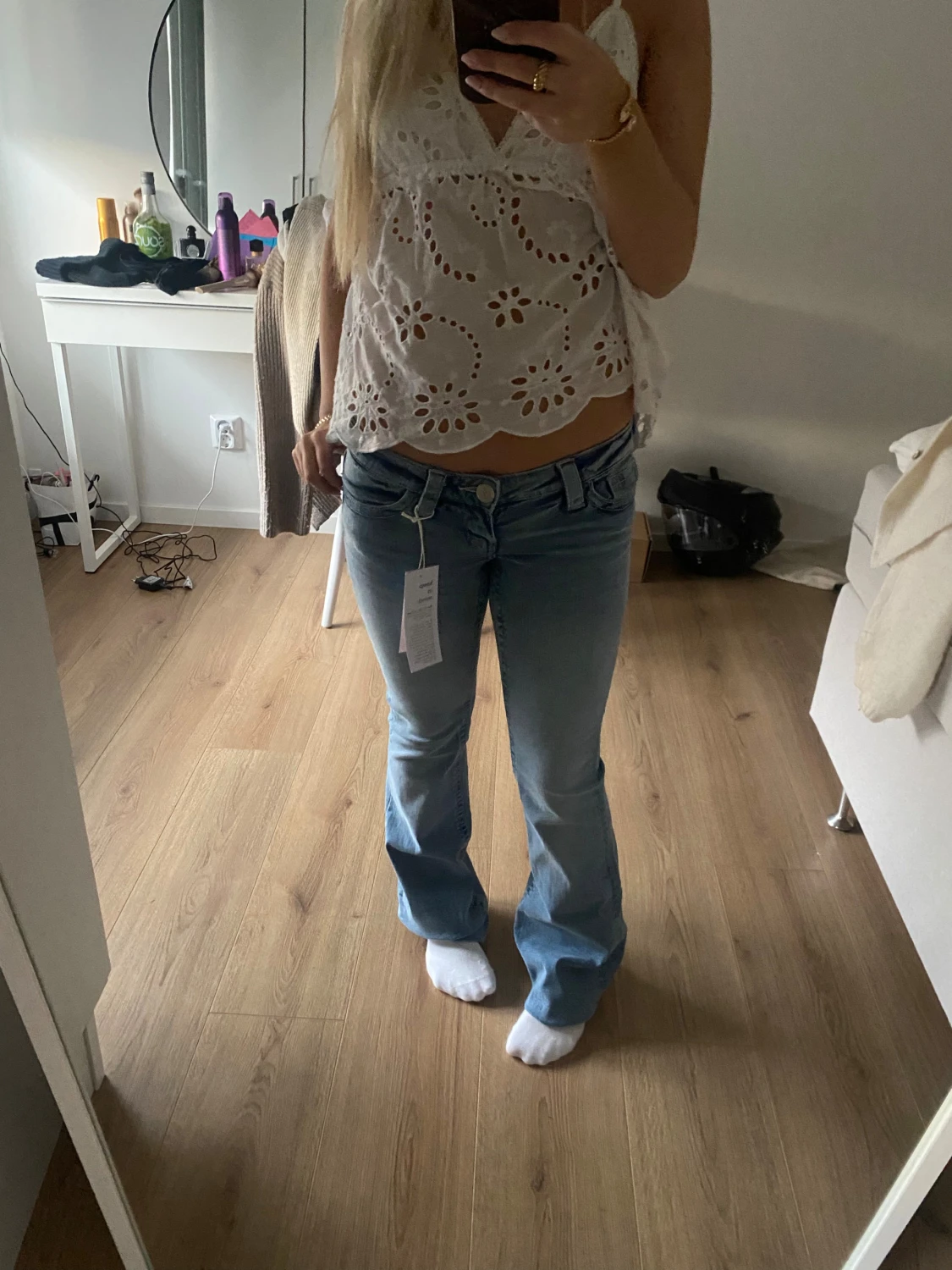 Ljusblå bootcut jeans låg midja - 1