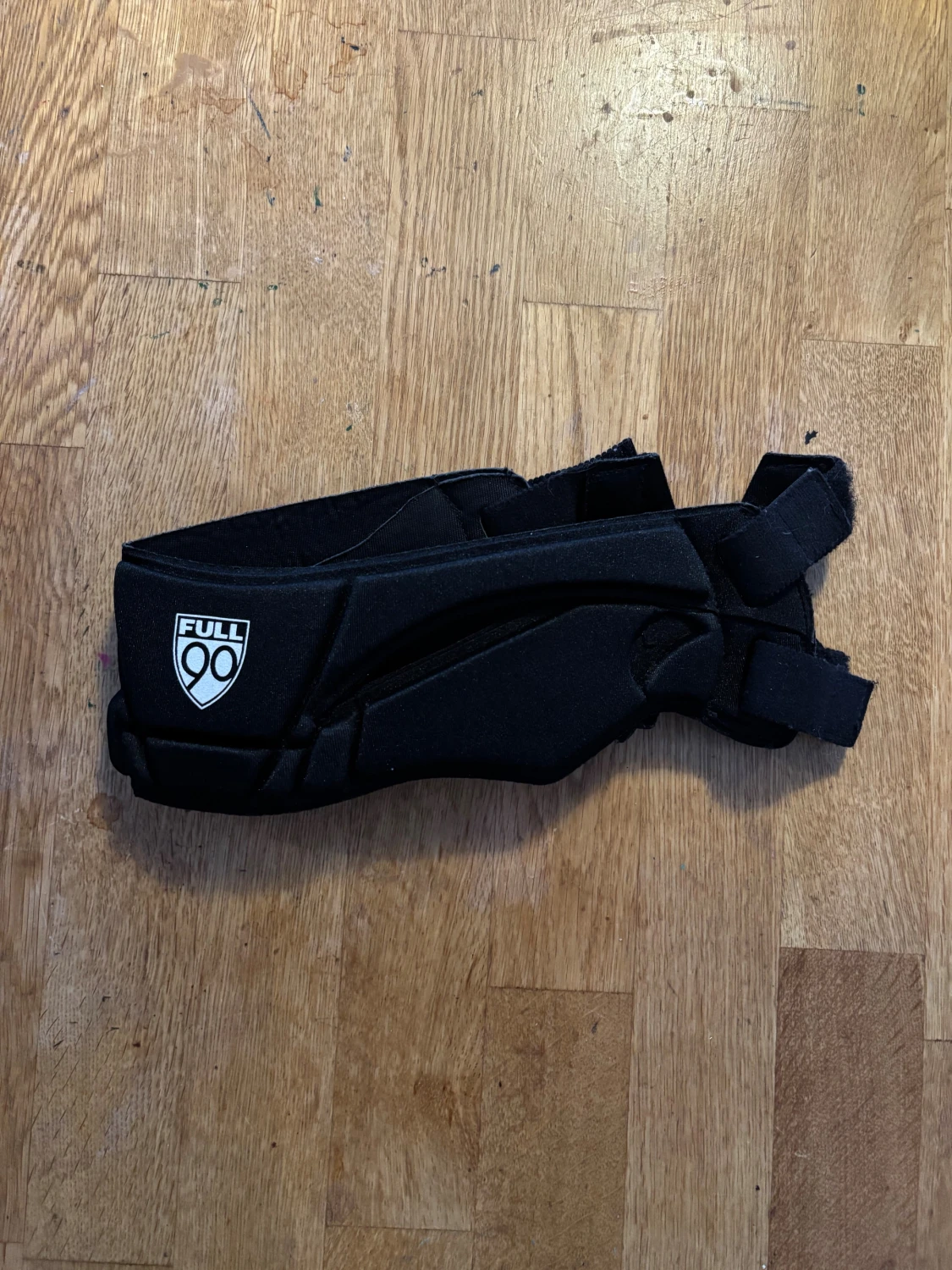 Full90 konståknings huvudskydd  - 1