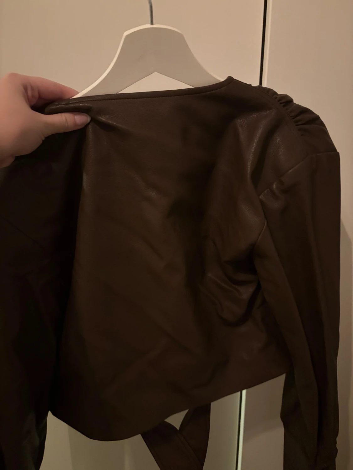 Adoore Sienna Blouse Vegan leather brown  - 2