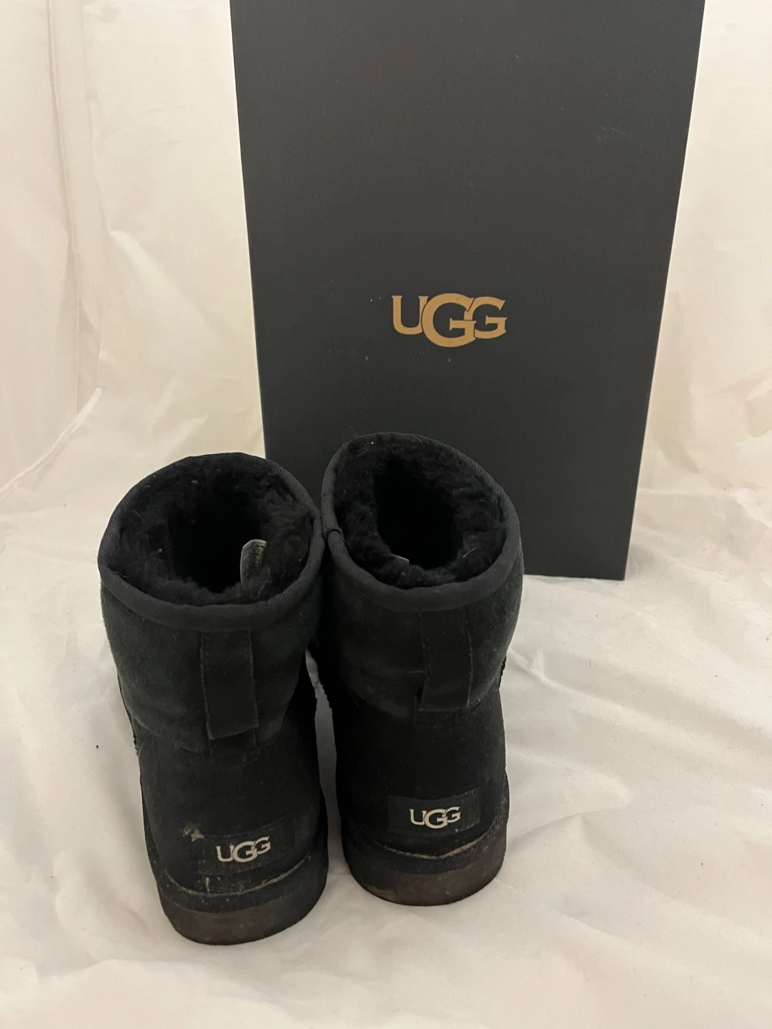 Svarta UGG boots i mocka - 3