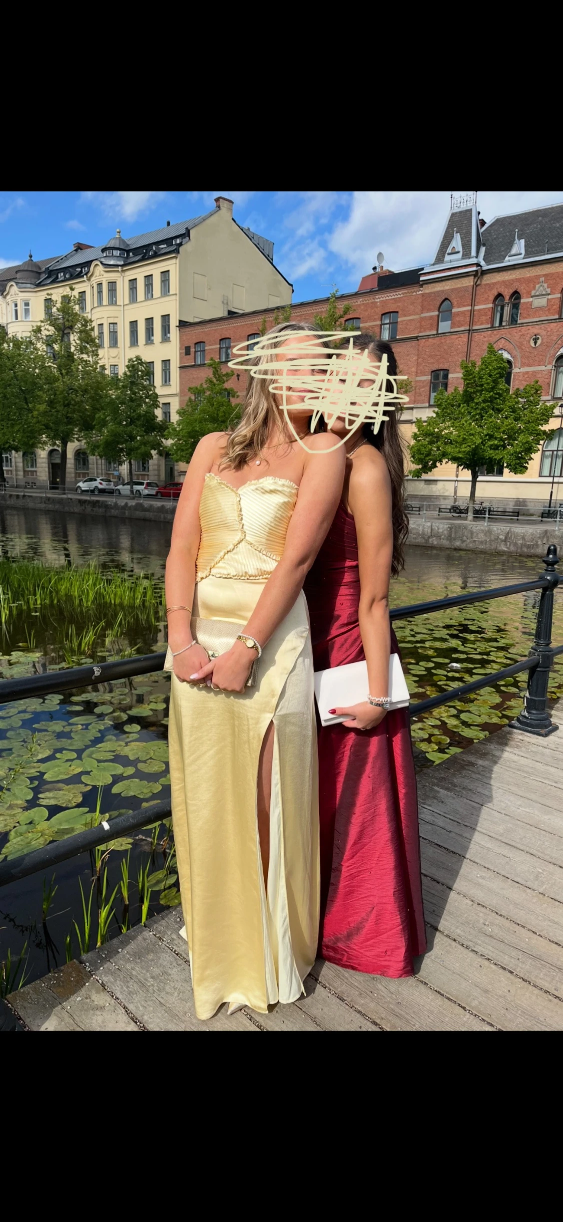 Meshki Larissa ljusgul långklänning - 2