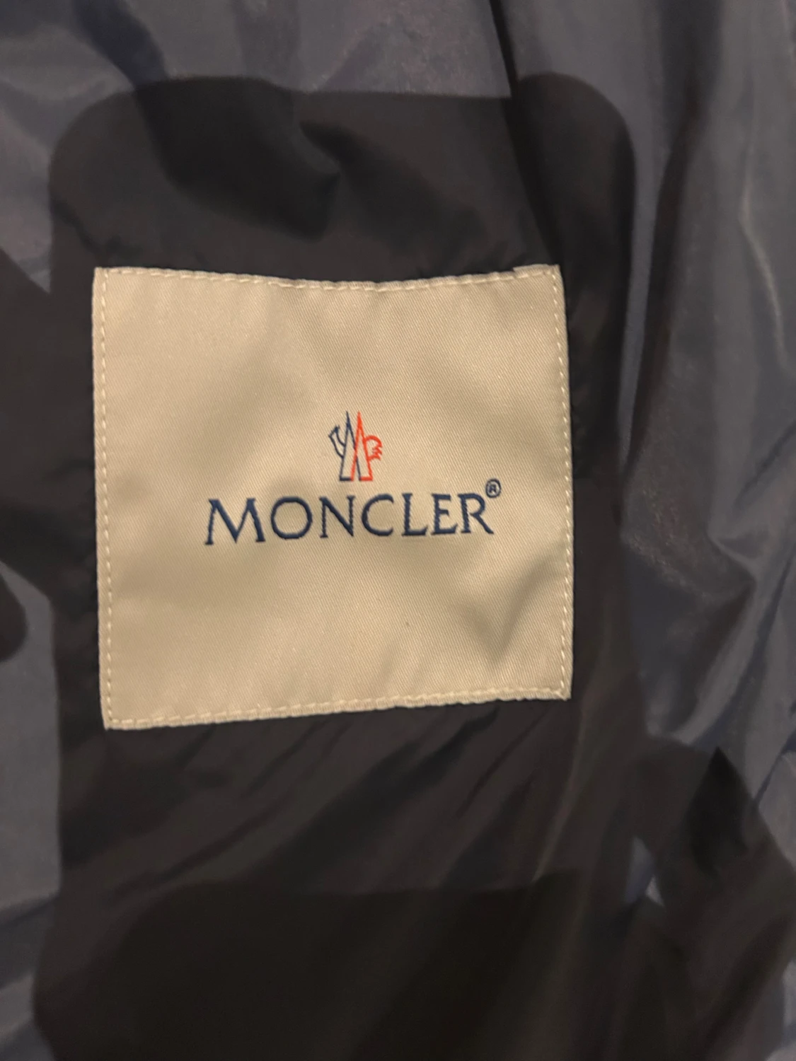 Mörkblå vindjacka från Moncler - 2