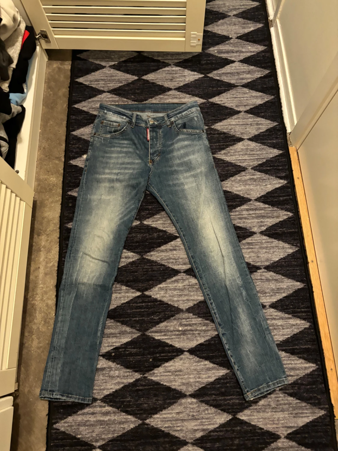 Blå jeans från Dsquared2, stl 46