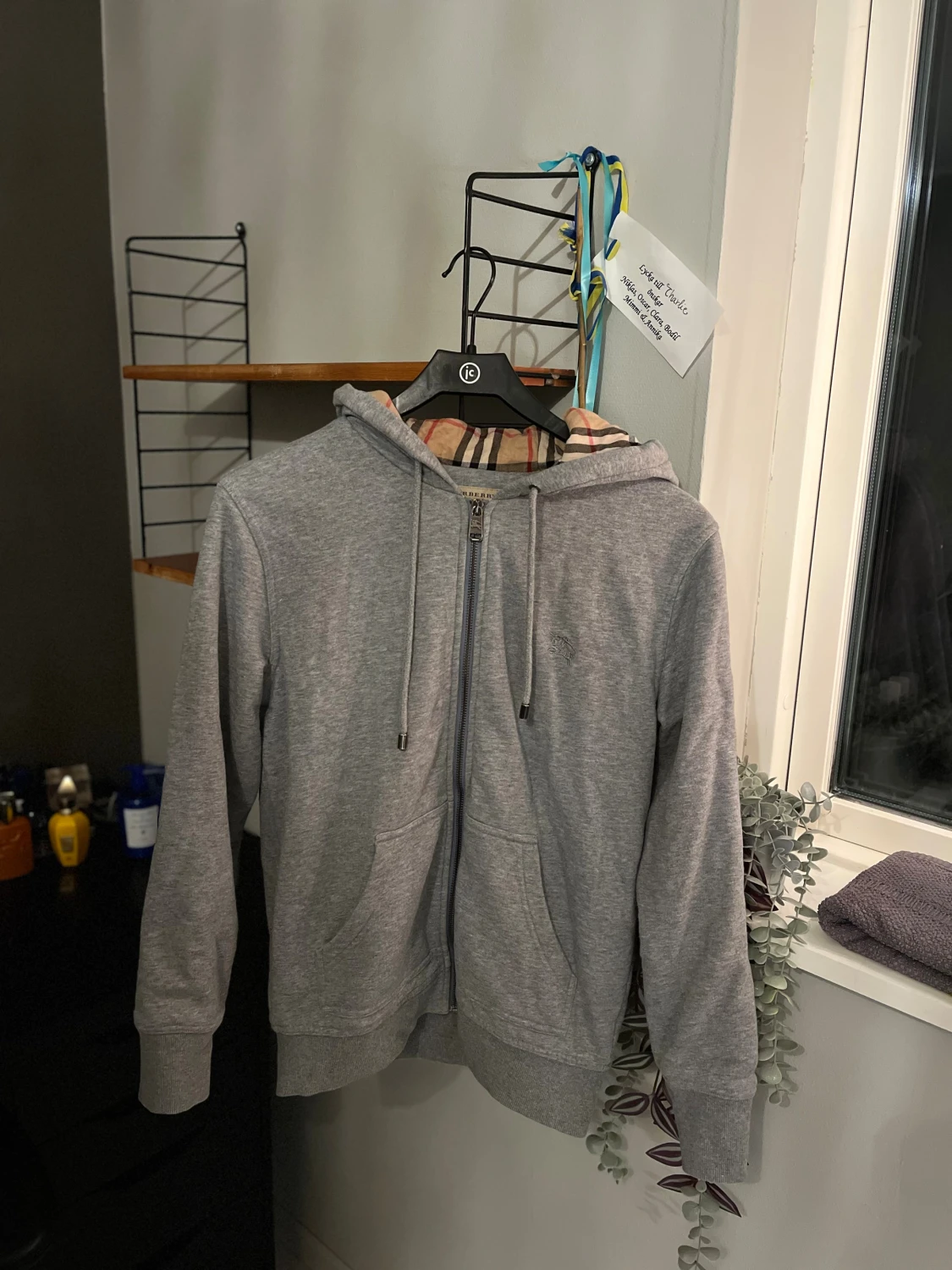 Grå burrbury hoodie med dragkedja - 1