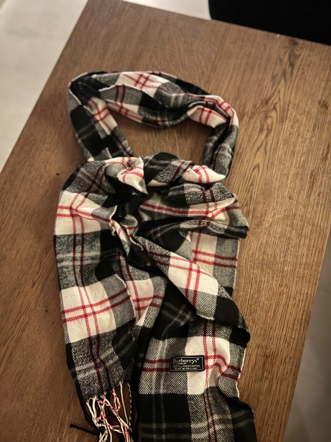 Rutig halsduk från Burberrys i ull - 1
