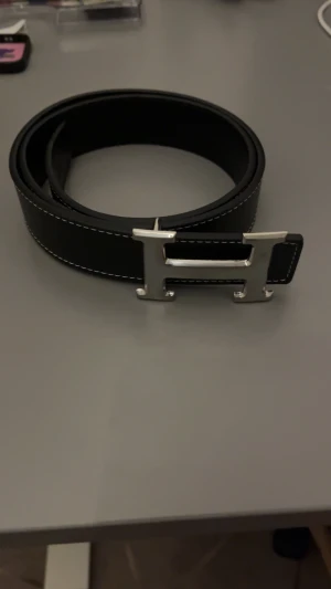 H-bälte - Nytt, 110 cm, Svart , silver