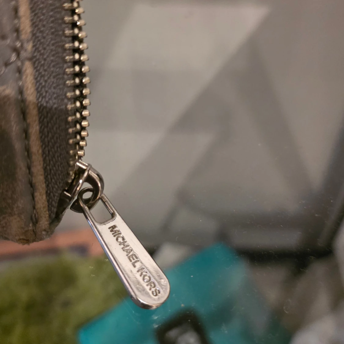 Grå quiltad plånbok Michael Kors - 4