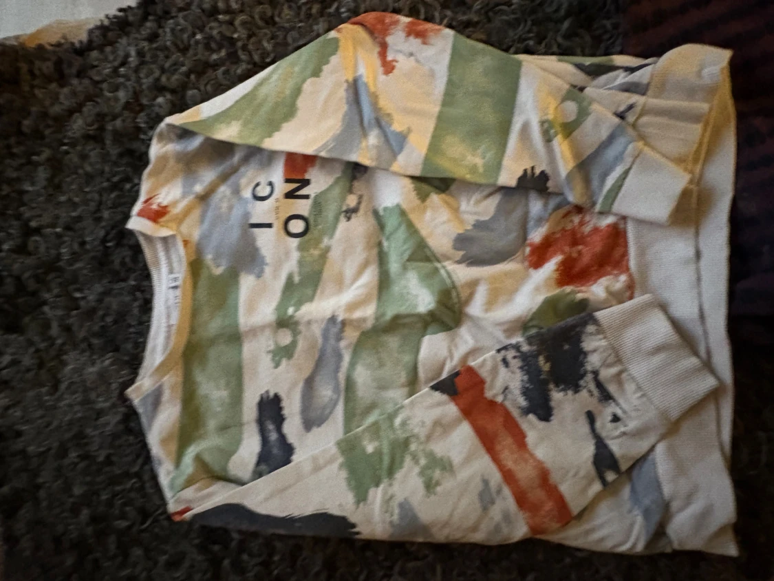 Färgstark sweatshirt från Name It - 1