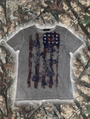 Fet T shirt - Bra skick