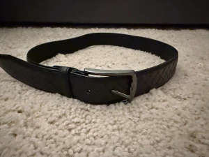 Bälte  - Bälte  Strl 85cm Använd, cond 9/10 Mitt pris 70:-