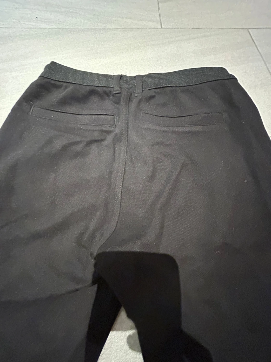 Svarta kostymbyxor med snöre - 3