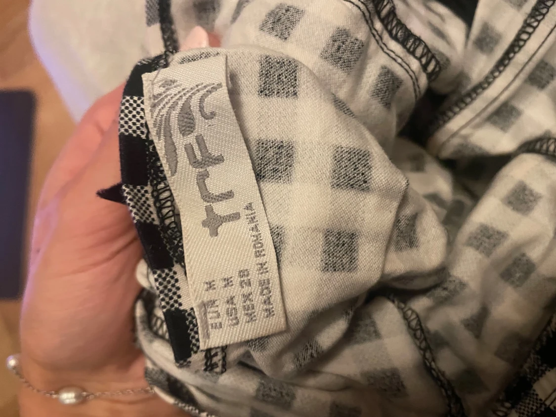 Svartvit rutig korsett med snörning - 4