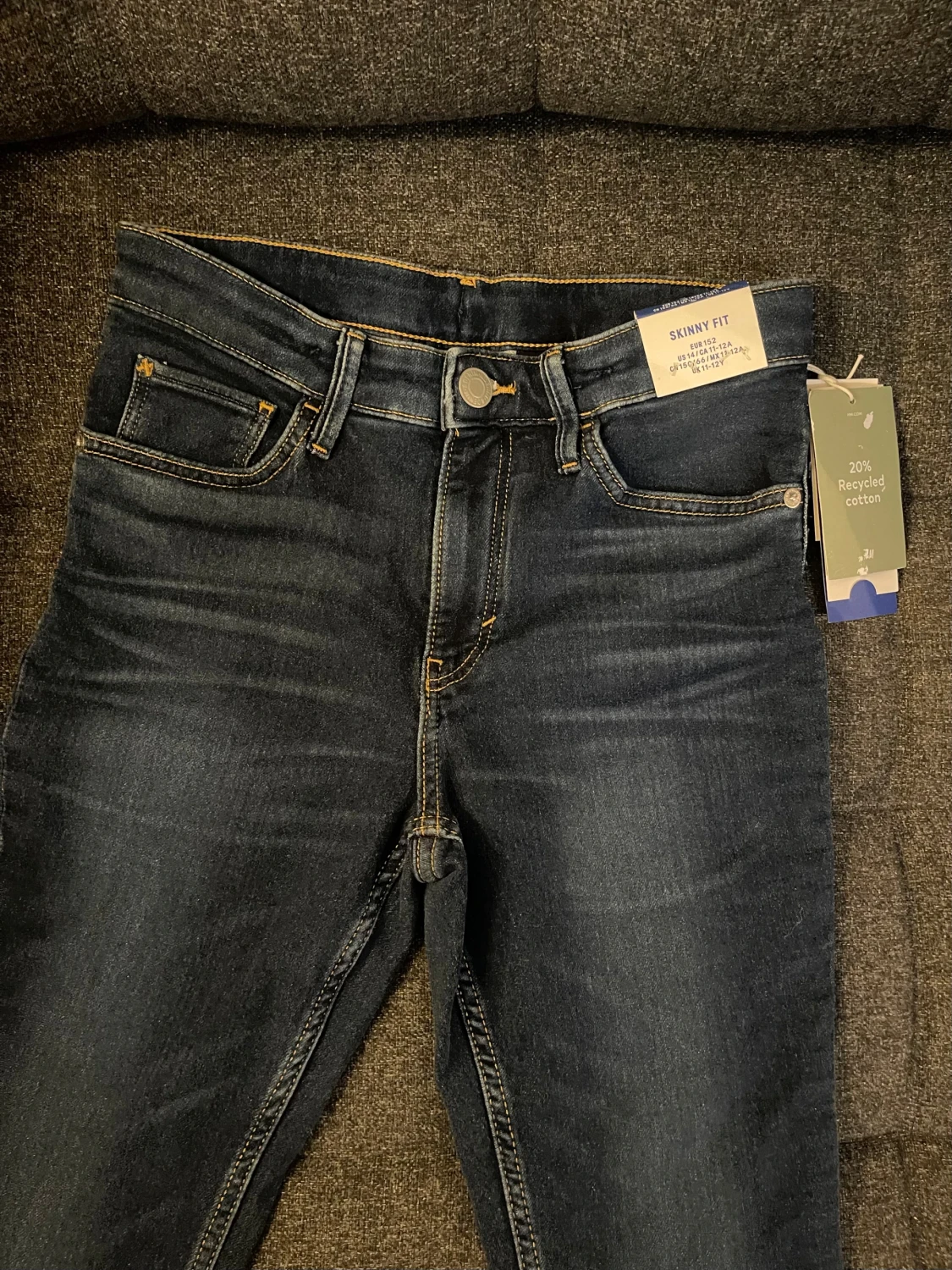 Mörkblå skinny jeans