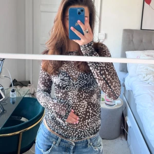 Mesh topp! - Snygg mesh topp! Perfekt som festtopp!!