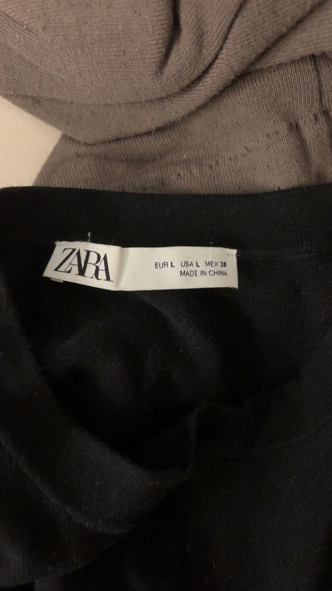 Svart stickad tröja från Zara - 1