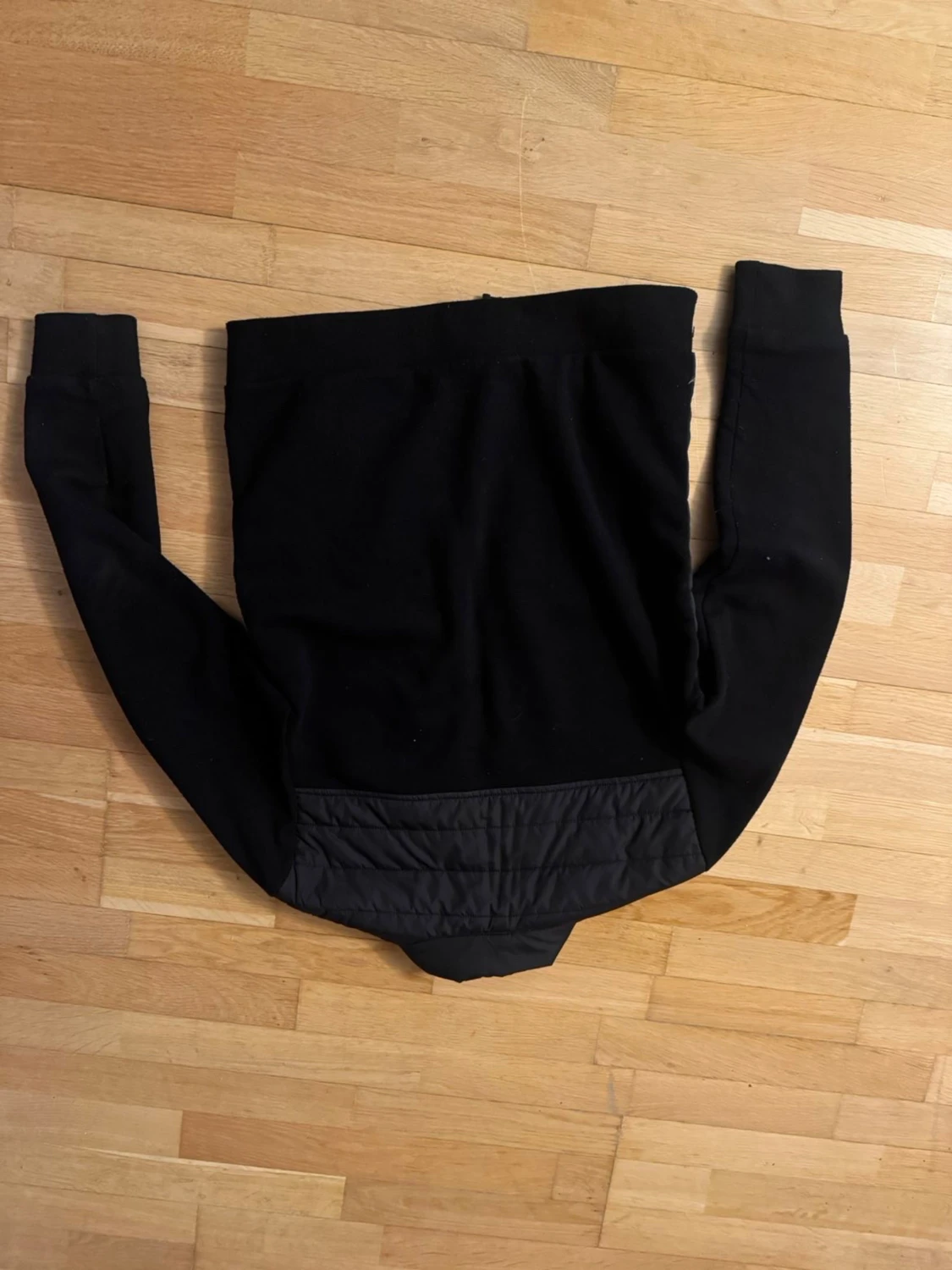 Svart quiltad bomberjacka Calvin Klein - 2