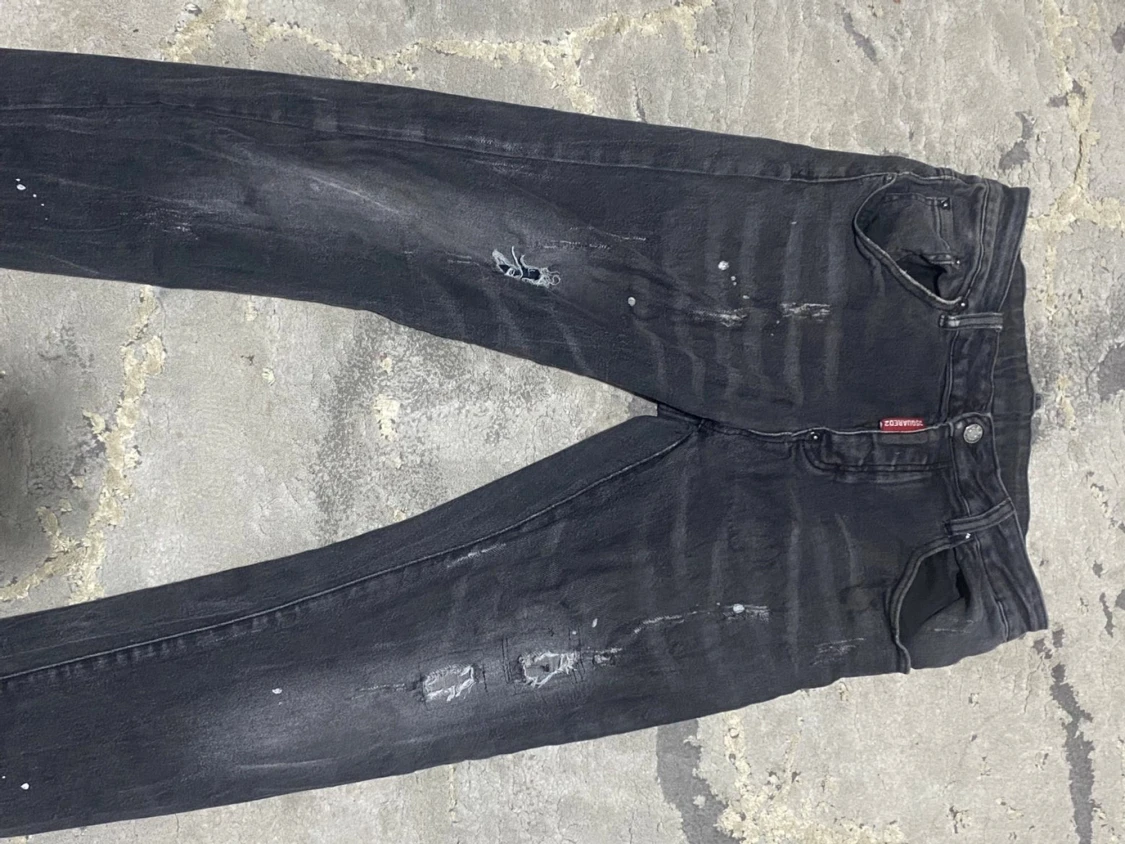 Svarta Dsquared2 slim jeans, stl 48