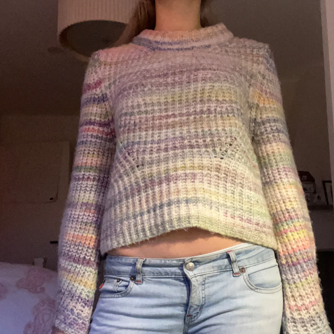 Flerfärgad stickad tröja