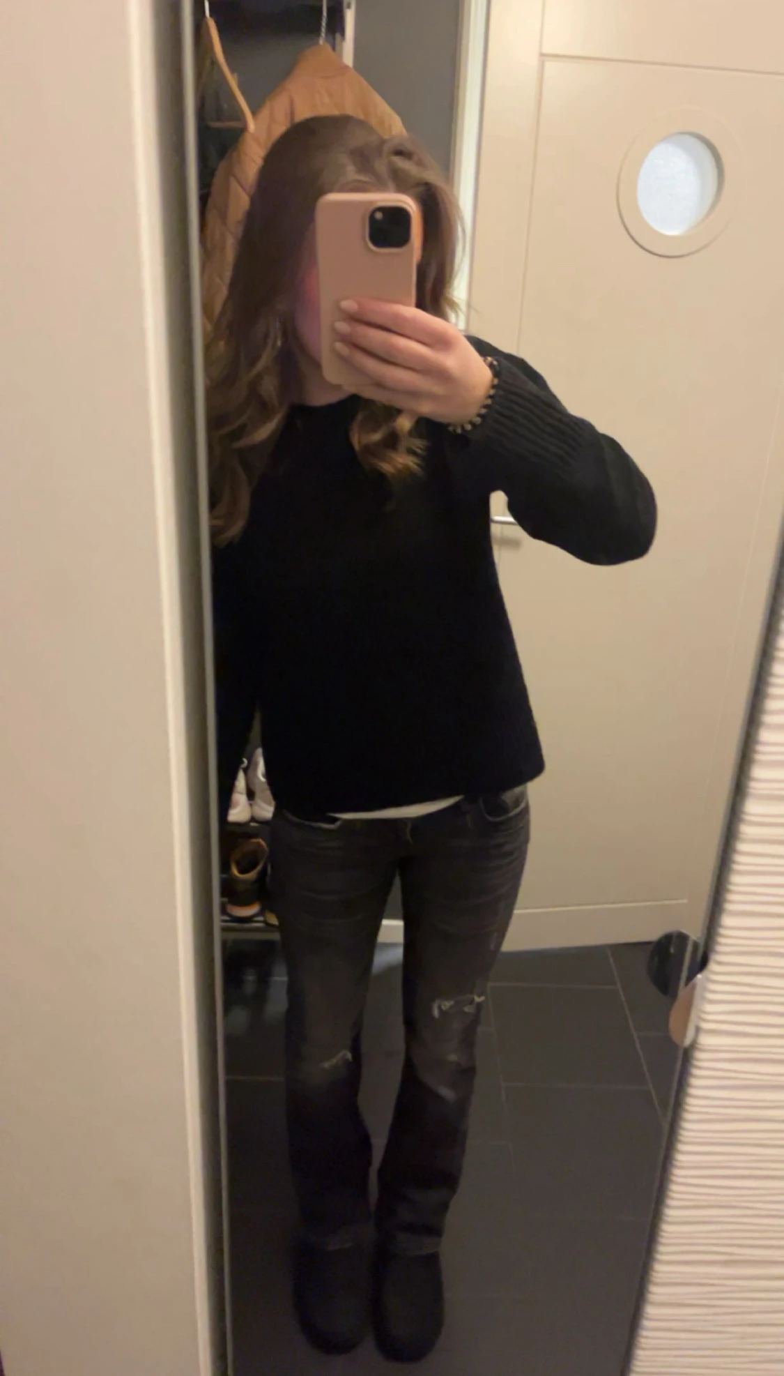 Svart stickad tröja från & Other Stories - 1