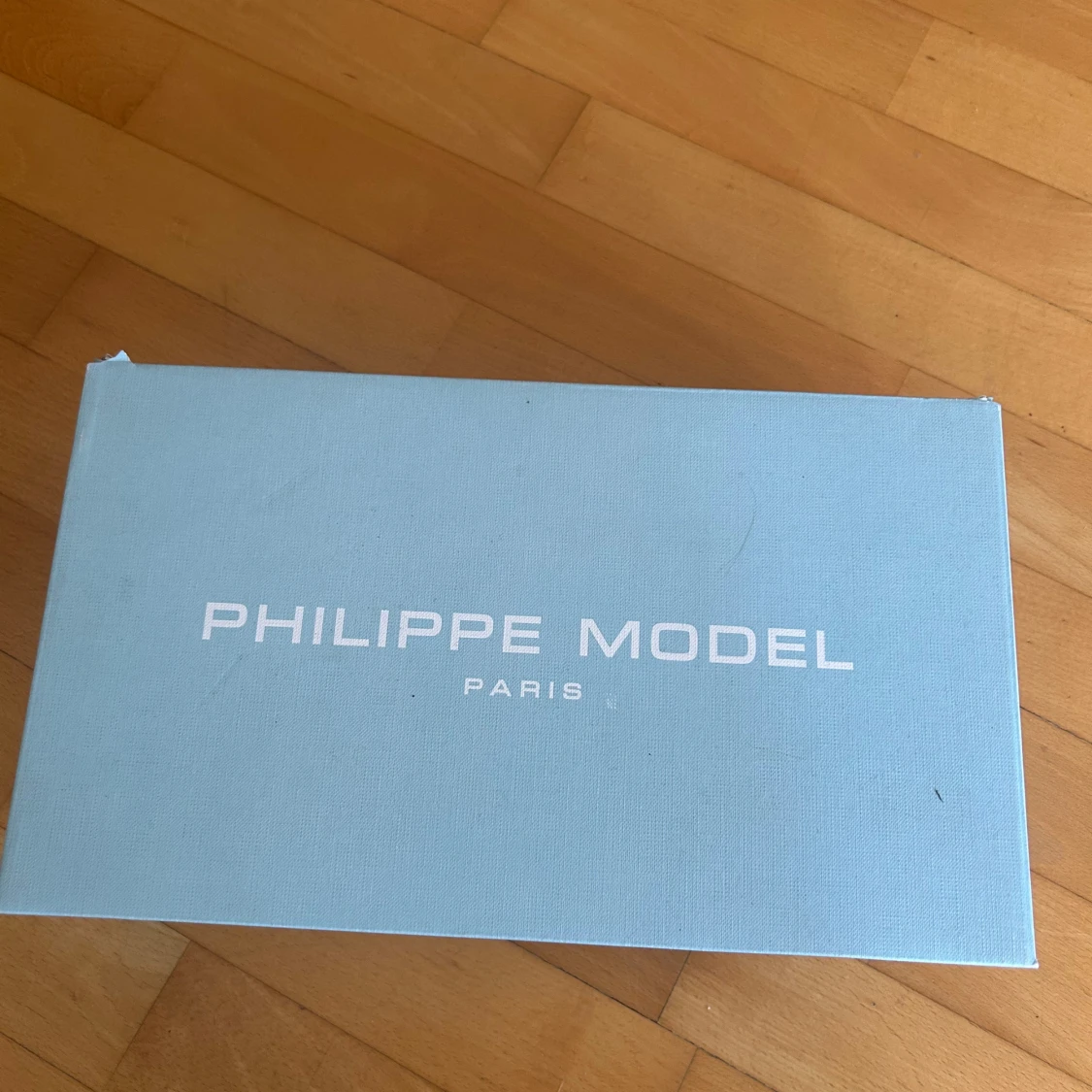 Philippe Model vita sneakers i skinn - 4