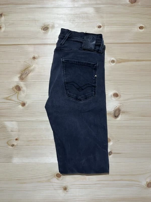 Replay Anbass jeans - Skick: 9/10 | Storlek: W29 L32 | Modell: Anbass (Herr)