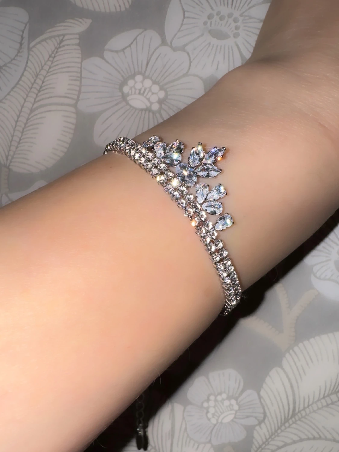 Glittrigt smyckeset med kristaller - 2