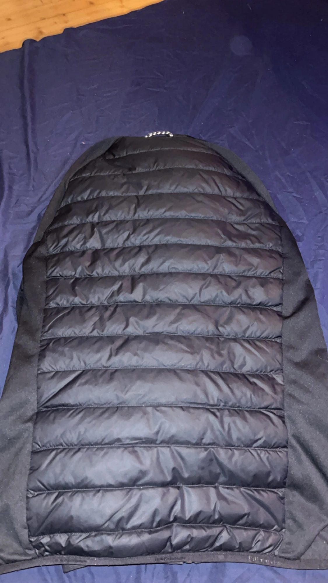 Svart dunjacka Peak Performance - 3