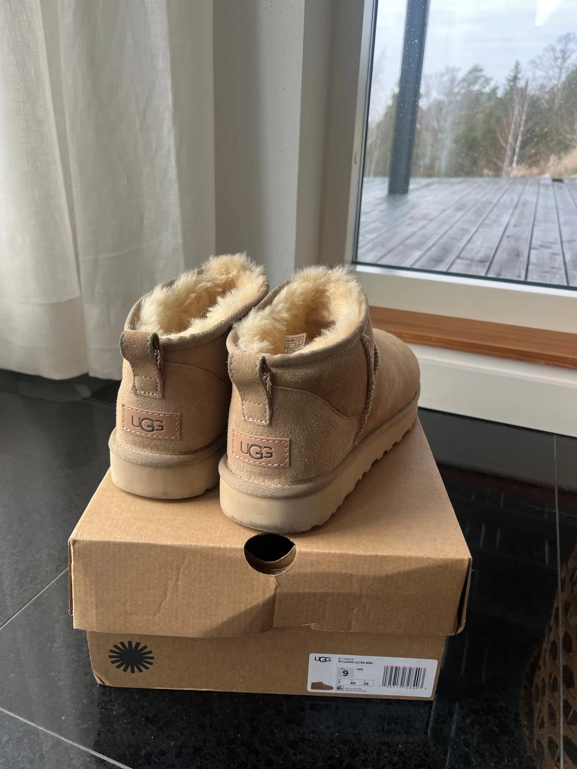 Nya Uggs mini  - 1