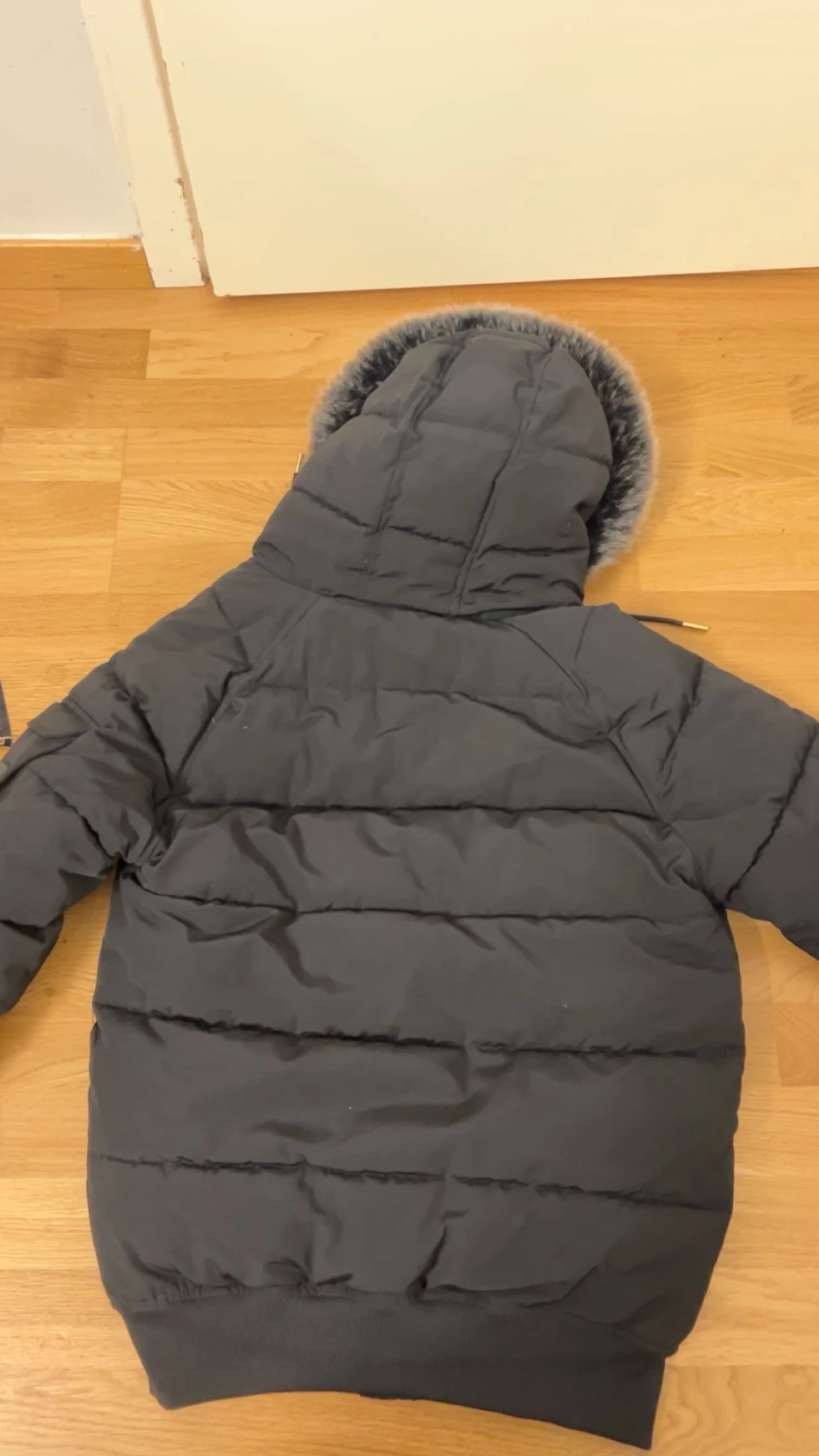 Svart pufferjacka Glorious Gangsta  - 3