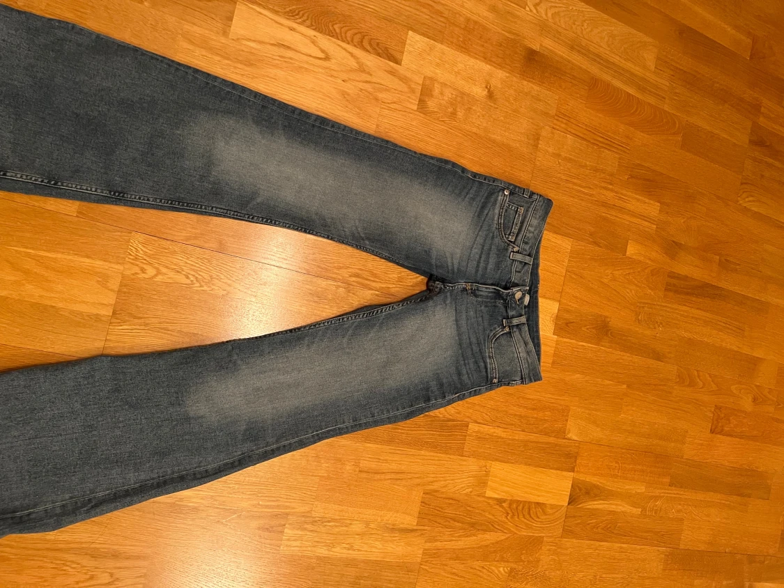 Blå bootcut jeans med hög midja - 2