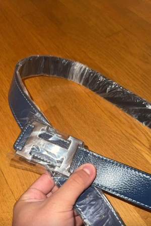 Hermes  - Dm vid intresse 