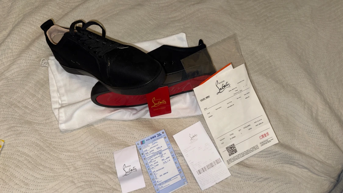 Svarta sneakers från Christian Louboutin - 1