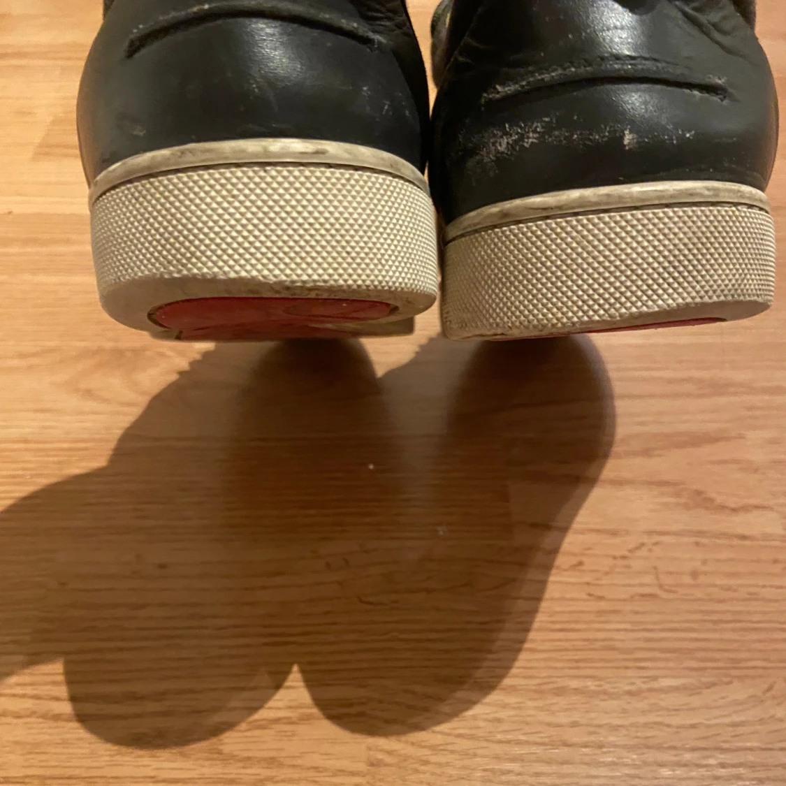 Christian Louboutin - 3