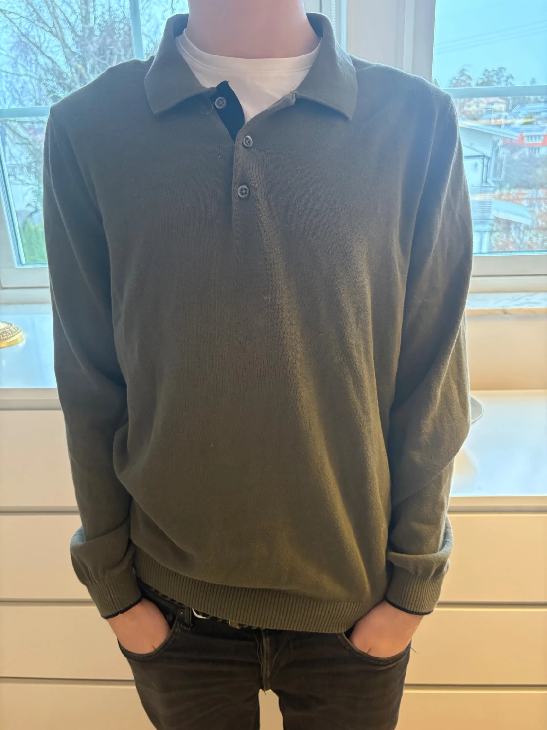 Olivgrön pikétröja Massimo Dutti