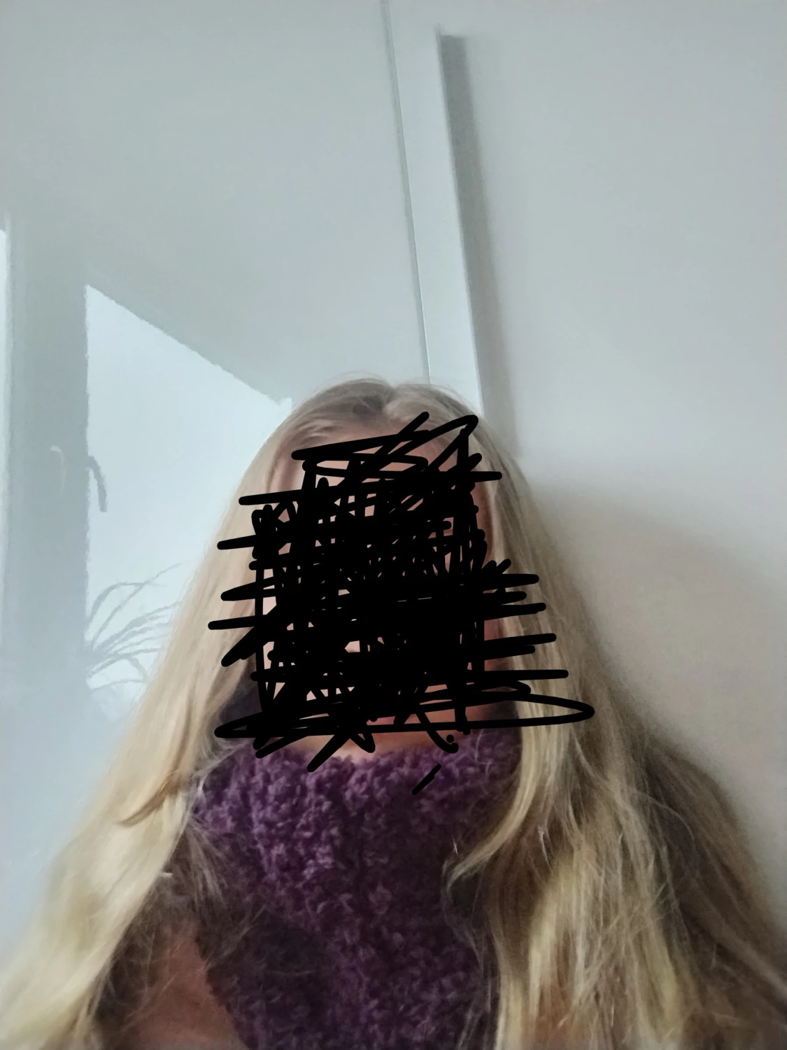 Lila fluffig halsduk i tubmodell - 1