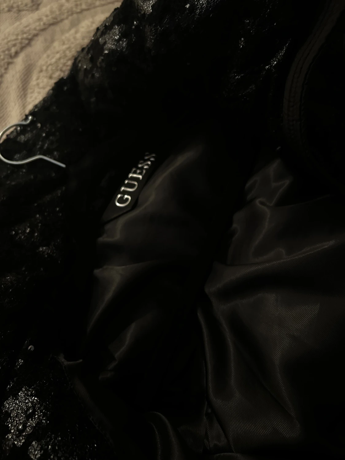 Svart teddyjacka från GUESS, storlek S - 5