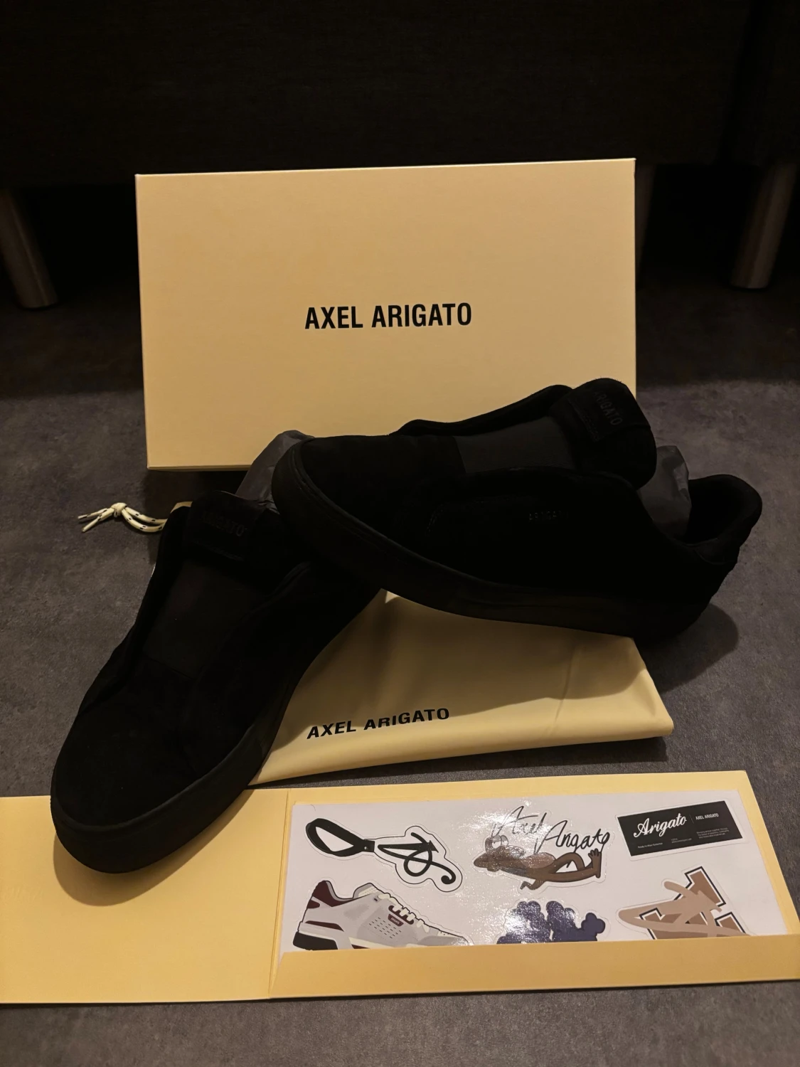 Svarta sneakers från Axel Arigato